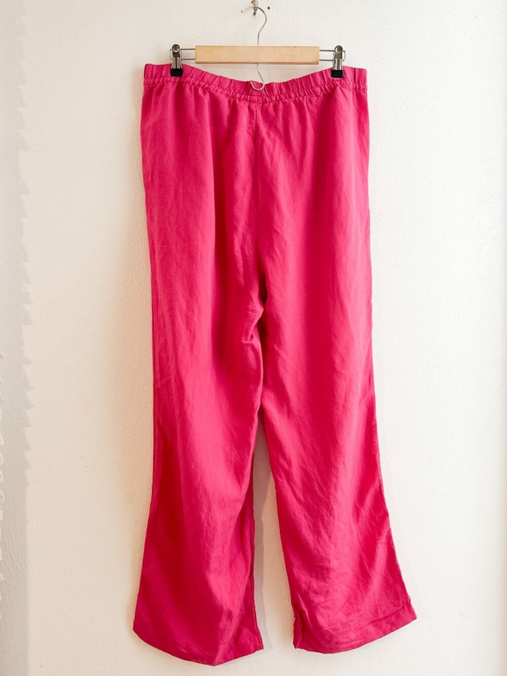 EUC Wide-Leg Drawstring Pants in Bright Raspberry - Picture 8 of 9